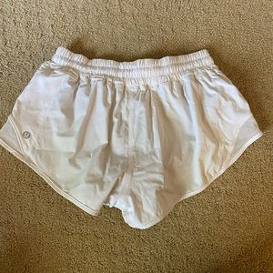 Lululemon hotty hot shorts